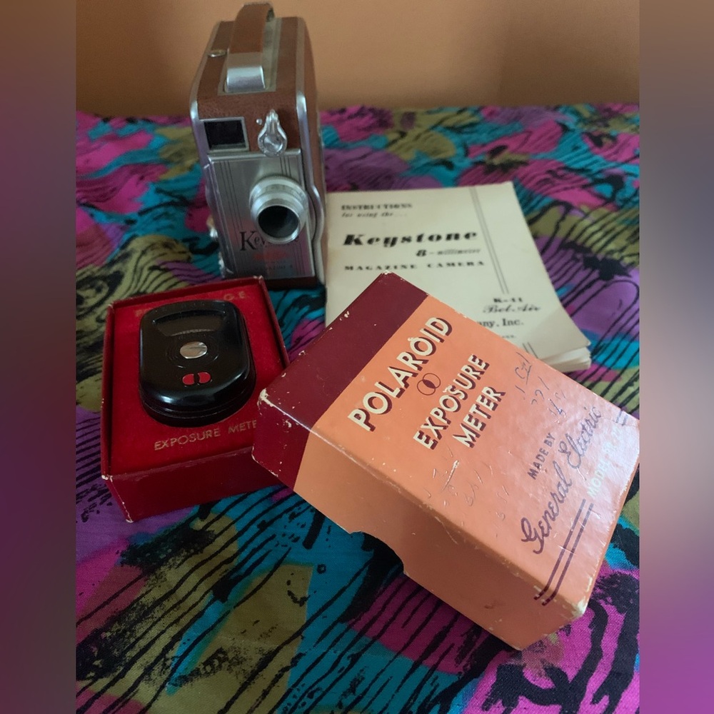 Vintage Keystone Camera with instructions & Polaroid Exposure meter